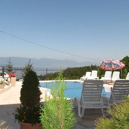 Angelos Guest house *